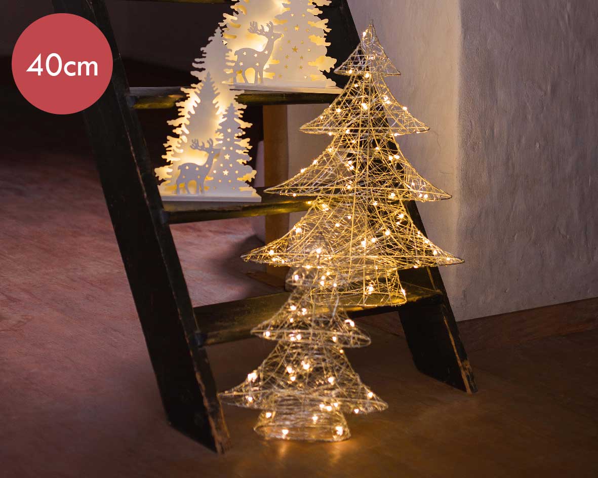 Stalen kerstboom op batterijen met 30 micro LED lampjes -40CM  -lichtkleur: Warm Wit -Werkt op batterijen -Met timer functie -Kerstdecoratie