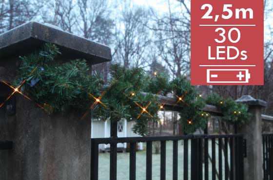 Guirlande Canadees 250cm -30 leds -Ook geschikt voor buiten -lichtkleur: Warm Wit -Werkt op batterijen -Met timer functie -Kerstdecoratie