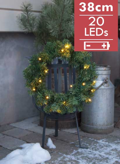 Led Kerstkrans Alaska 38cm -Batterij -Ook geschikt voor buiten -lichtkleur: Warm Wit -Werkt op batterijen -Met timer functie -Kerstdecoratie