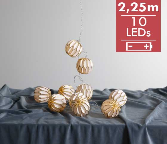 Lichtketting Bloem- 225cm -10 leds -lichtkleur: Warm Wit -Werkt op batterijen -Met timer functie -Kerstdecoratie