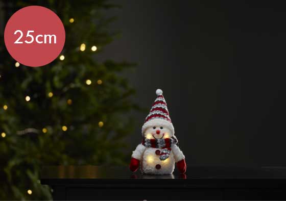 Sneeuwpop met rode sjaal -25cm  -lichtkleur: Warm Wit -Werkt op batterijen -Met timer functie -Kerst