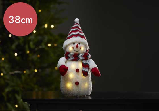 Hoge Sneeuwpop met rode sjaal -38cm  -lichtkleur: Warm Wit -Werkt op batterijen -Met timer functie -Kerstdecoratie