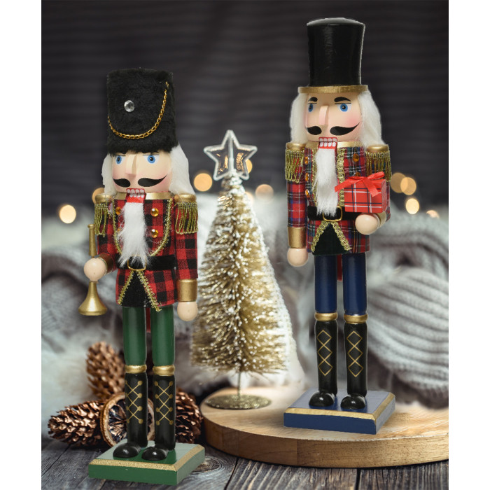 Notenkrakers met cadeau en trompet- Duo - 38CM