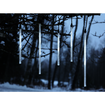 Koppelbare ijspegels LED - koel wit licht -6,75M - 136 lampjes -druppeleffect - Starterset met transformator