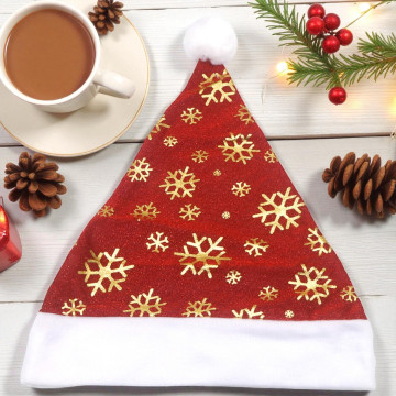 Luxe Kerstmuts met gouden sneeuwvlokken en glitters