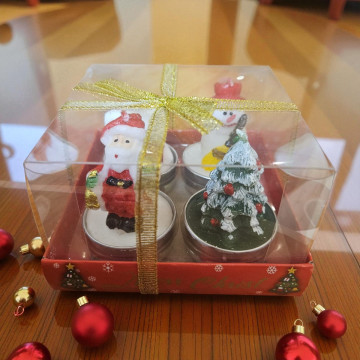 Set van 4 kaarsjes kerstfiguren in geschenkverpakking